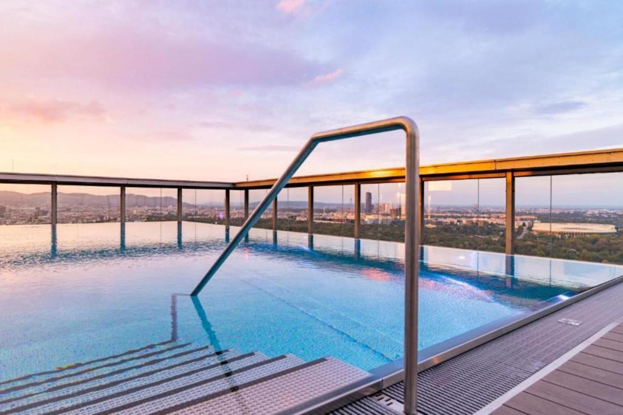 Mca Triiiple I Rooftop Pool I Free Parking I Netflix Wien Exteriör bild
